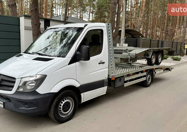 Белый Мерседес Sprinter, объемом двигателя 2.2 л и пробегом 320 тыс. км за 19700 $, фото 1 на Automoto.ua