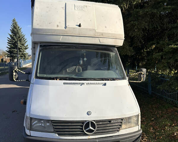 Білий Мерседес Sprinter, об'ємом двигуна 2.87 л та пробігом 500 тис. км за 6000 $, фото 1 на Automoto.ua