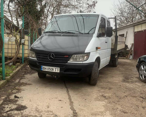 Белый Мерседес Sprinter, объемом двигателя 2.15 л и пробегом 5 тыс. км за 11500 $, фото 1 на Automoto.ua