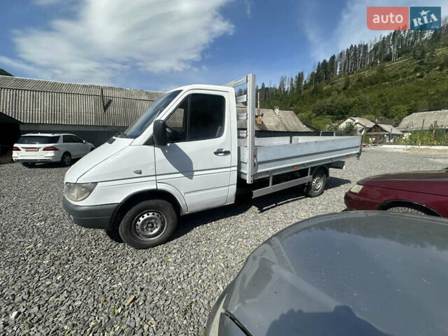 Білий Мерседес Sprinter, об'ємом двигуна 2.15 л та пробігом 350 тис. км за 9000 $, фото 1 на Automoto.ua