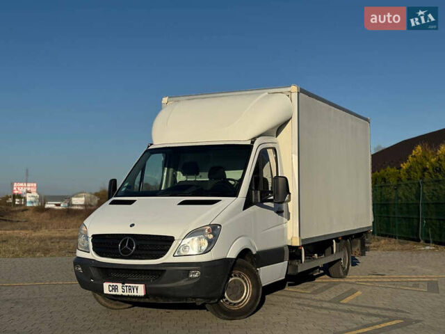 Белый Мерседес Sprinter, объемом двигателя 0 л и пробегом 266 тыс. км за 13600 $, фото 1 на Automoto.ua