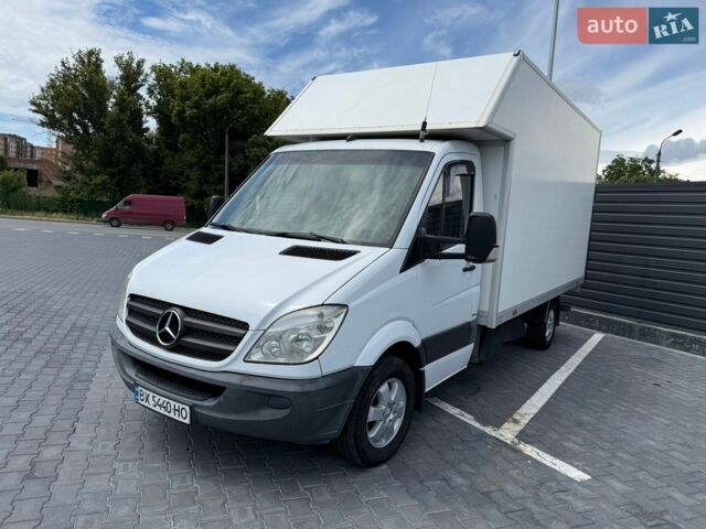 Белый Мерседес Sprinter, объемом двигателя 2.99 л и пробегом 551 тыс. км за 20000 $, фото 1 на Automoto.ua