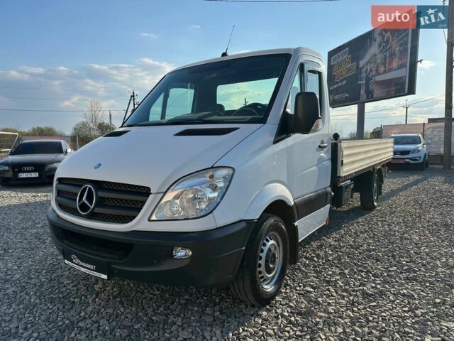 Белый Мерседес Sprinter, объемом двигателя 2.14 л и пробегом 321 тыс. км за 16700 $, фото 1 на Automoto.ua