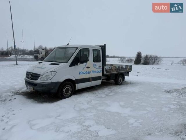 Белый Мерседес Sprinter, объемом двигателя 2.2 л и пробегом 280 тыс. км за 17500 $, фото 1 на Automoto.ua