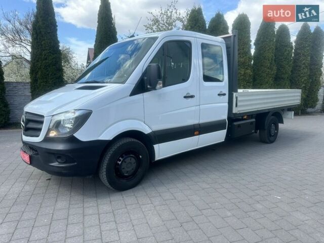 Белый Мерседес Sprinter, объемом двигателя 2.2 л и пробегом 212 тыс. км за 21500 $, фото 1 на Automoto.ua