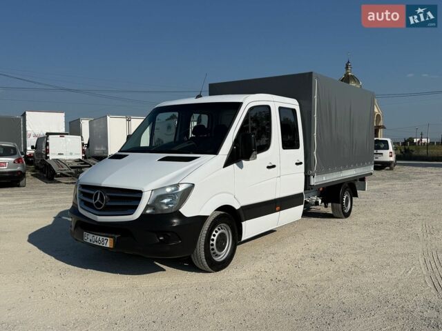 Белый Мерседес Sprinter, объемом двигателя 2.2 л и пробегом 220 тыс. км за 24700 $, фото 1 на Automoto.ua