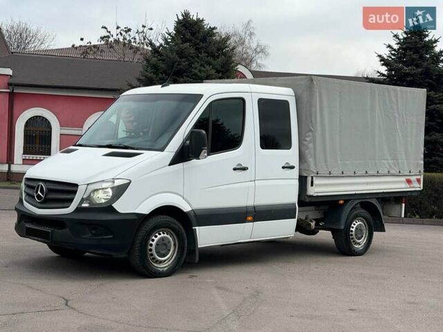Белый Мерседес Sprinter, объемом двигателя 2.2 л и пробегом 270 тыс. км за 19650 $, фото 1 на Automoto.ua