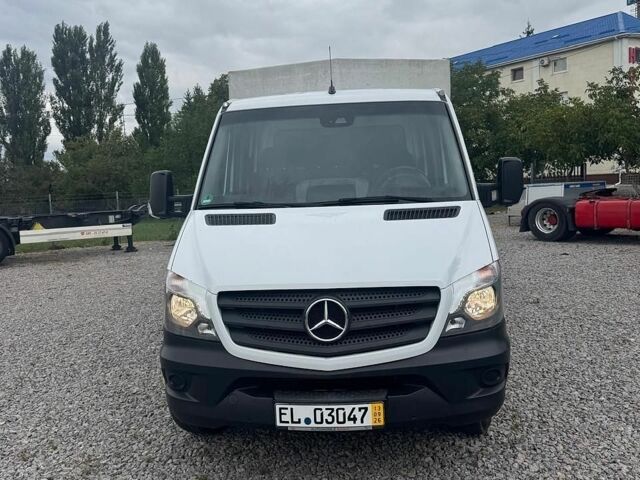 Белый Мерседес Sprinter, объемом двигателя 2.2 л и пробегом 215 тыс. км за 26500 $, фото 1 на Automoto.ua