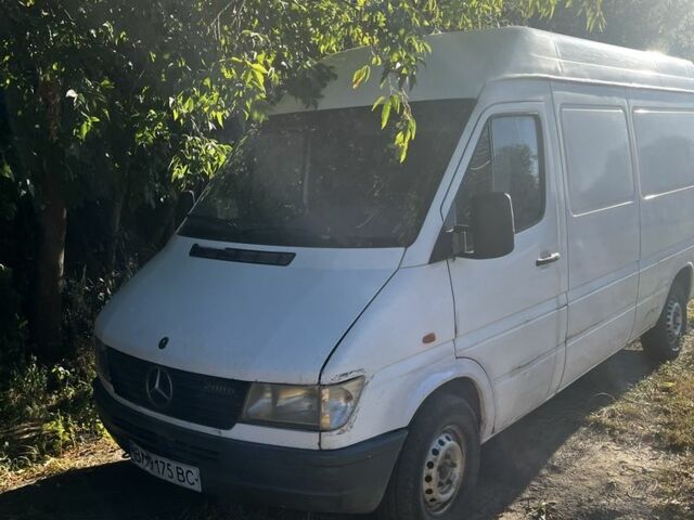 Білий Мерседес Sprinter, об'ємом двигуна 2.3 л та пробігом 350 тис. км за 2099 $, фото 1 на Automoto.ua