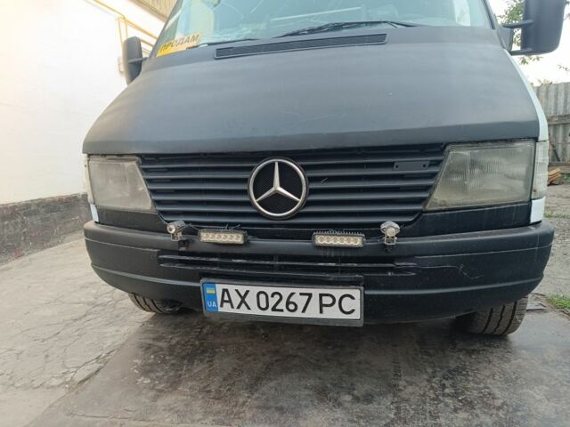 Білий Мерседес Sprinter, об'ємом двигуна 2.9 л та пробігом 224 тис. км за 5000 $, фото 1 на Automoto.ua