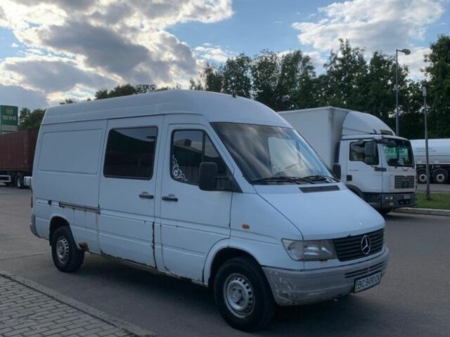Білий Мерседес Sprinter, об'ємом двигуна 2.9 л та пробігом 576 тис. км за 4000 $, фото 1 на Automoto.ua