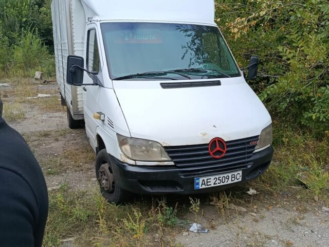 Білий Мерседес Sprinter, об'ємом двигуна 2.1 л та пробігом 700 тис. км за 7022 $, фото 1 на Automoto.ua