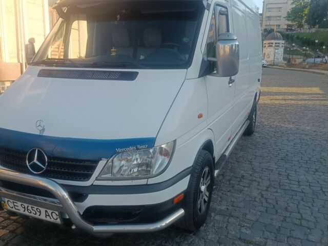 Белый Мерседес Sprinter, объемом двигателя 0 л и пробегом 595 тыс. км за 8349 $, фото 1 на Automoto.ua