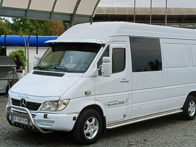 Белый Мерседес Sprinter, объемом двигателя 2.2 л и пробегом 602 тыс. км за 12476 $, фото 1 на Automoto.ua