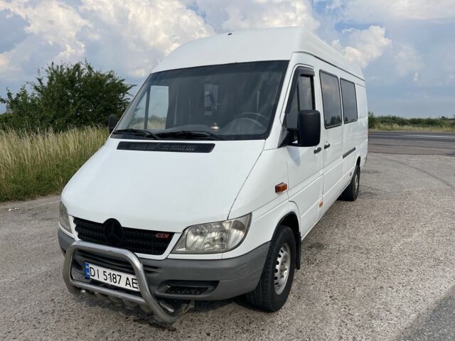 Білий Мерседес Sprinter, об'ємом двигуна 2.2 л та пробігом 400 тис. км за 9999 $, фото 1 на Automoto.ua