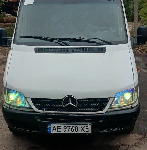 Білий Мерседес Sprinter, об'ємом двигуна 2.1 л та пробігом 476 тис. км за 4196 $, фото 1 на Automoto.ua