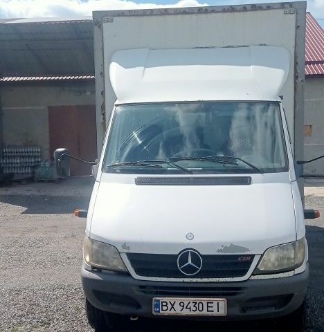 Білий Мерседес Sprinter, об'ємом двигуна 0 л та пробігом 570 тис. км за 16000 $, фото 1 на Automoto.ua