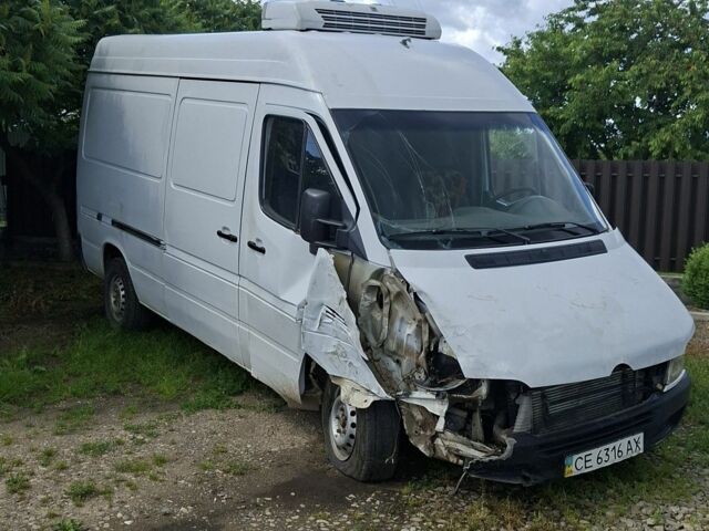 Білий Мерседес Sprinter, об'ємом двигуна 2.1 л та пробігом 700 тис. км за 2902 $, фото 1 на Automoto.ua