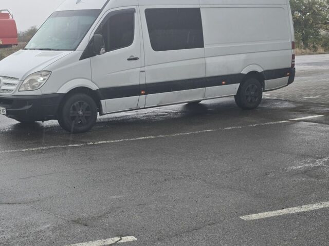 Білий Мерседес Sprinter, об'ємом двигуна 0 л та пробігом 300 тис. км за 13554 $, фото 1 на Automoto.ua