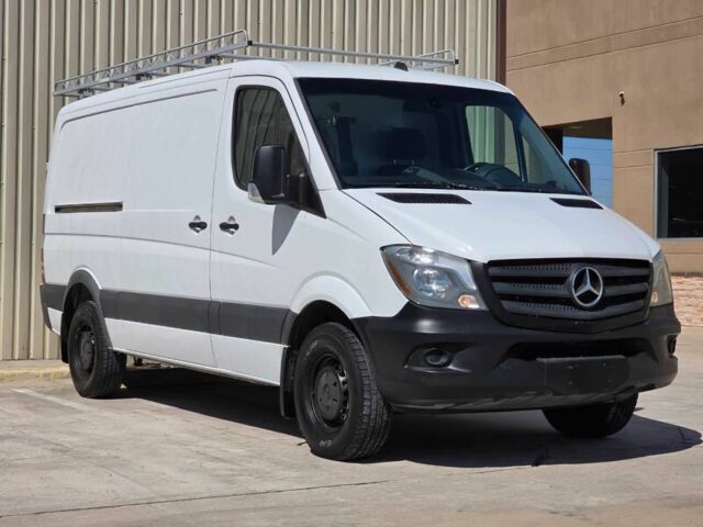 Белый Мерседес Sprinter, объемом двигателя 3 л и пробегом 74 тыс. км за 10500 $, фото 1 на Automoto.ua