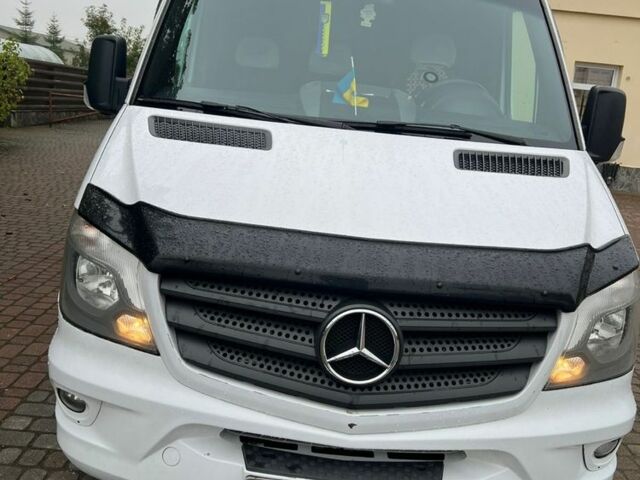 Белый Мерседес Sprinter, объемом двигателя 2.1 л и пробегом 650 тыс. км за 26700 $, фото 1 на Automoto.ua