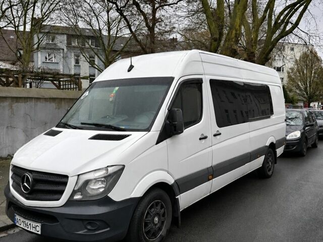 Белый Мерседес Sprinter, объемом двигателя 2.1 л и пробегом 370 тыс. км за 13000 $, фото 1 на Automoto.ua