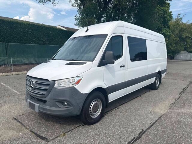 Белый Мерседес Sprinter, объемом двигателя 3 л и пробегом 60 тыс. км за 10906 $, фото 1 на Automoto.ua