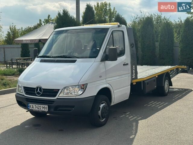 Белый Мерседес Sprinter, объемом двигателя 2.15 л и пробегом 450 тыс. км за 18700 $, фото 1 на Automoto.ua
