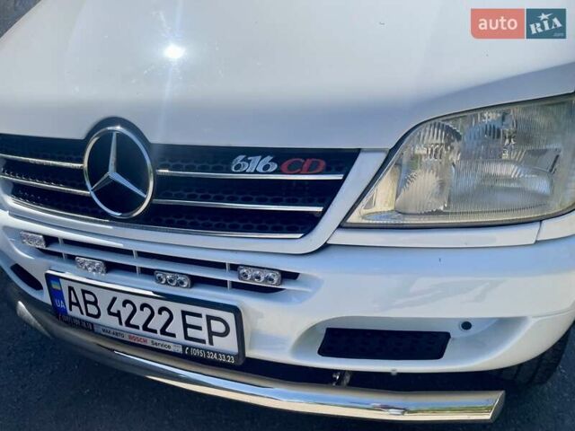 Мерседес Sprinter 2002 у Вінниці на Automoto.ua Білий Мерседес Sprinter, об'ємом двигуна 2.69 л та пробігом 468 тис. км за 16900 $, фото 1 на Automoto.ua