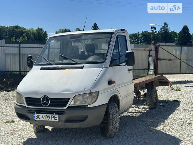 Белый Мерседес Sprinter, объемом двигателя 2.15 л и пробегом 160 тыс. км за 7500 $, фото 1 на Automoto.ua