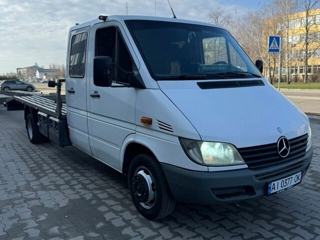Белый Мерседес Sprinter, объемом двигателя 2.69 л и пробегом 511 тыс. км за 17977 $, фото 1 на Automoto.ua