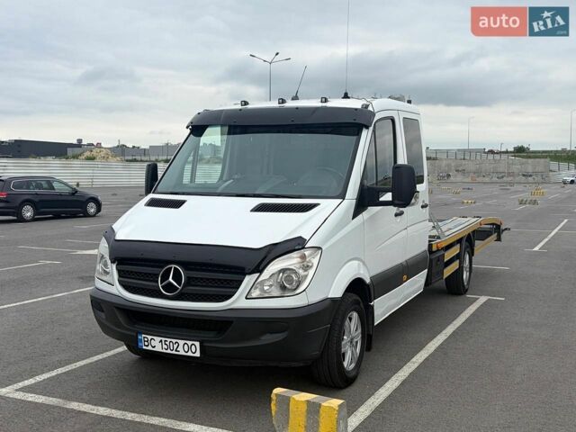 Белый Мерседес Sprinter, объемом двигателя 2.2 л и пробегом 400 тыс. км за 15000 $, фото 1 на Automoto.ua