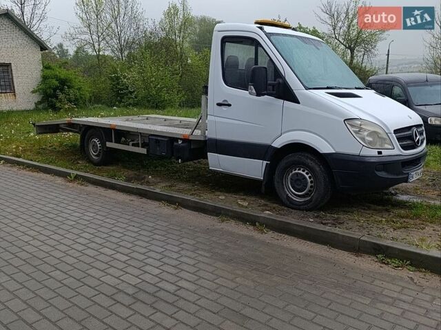 Белый Мерседес Sprinter, объемом двигателя 2.15 л и пробегом 296 тыс. км за 12500 $, фото 1 на Automoto.ua