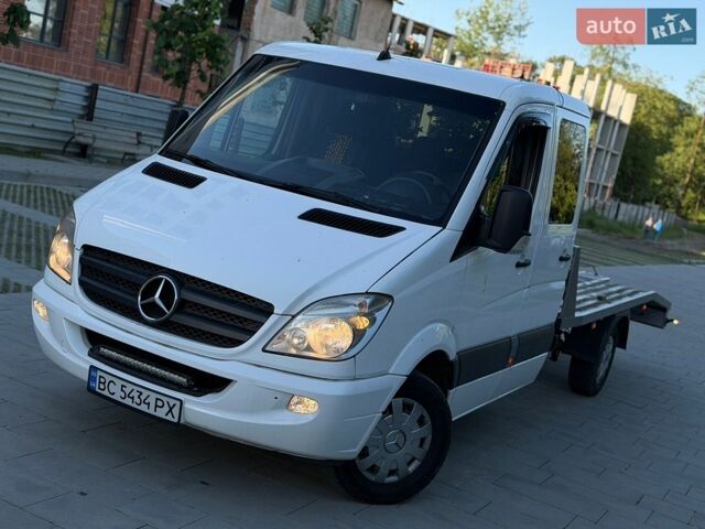 Белый Мерседес Sprinter, объемом двигателя 2.99 л и пробегом 551 тыс. км за 19200 $, фото 1 на Automoto.ua