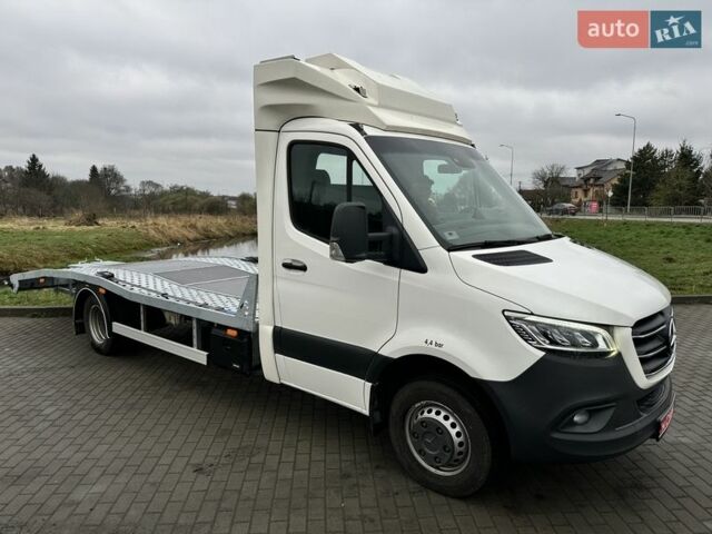 Белый Мерседес Sprinter, объемом двигателя 3 л и пробегом 209 тыс. км за 42999 $, фото 1 на Automoto.ua