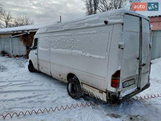 Белый Мерседес Sprinter, объемом двигателя 0 л и пробегом 400 тыс. км за 2500 $, фото 1 на Automoto.ua