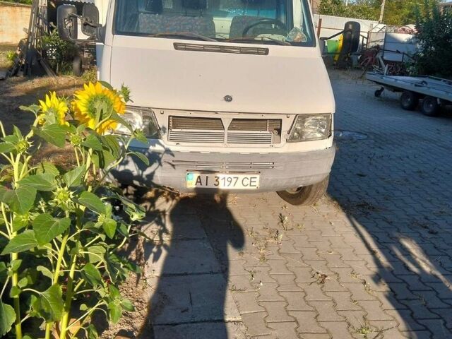 Белый Мерседес Sprinter, объемом двигателя 2.9 л и пробегом 300 тыс. км за 7100 $, фото 1 на Automoto.ua