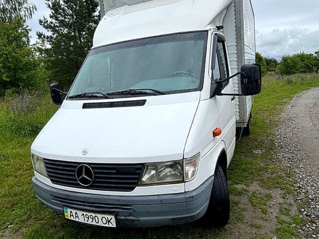 Белый Мерседес Sprinter, объемом двигателя 2.9 л и пробегом 500 тыс. км за 9900 $, фото 1 на Automoto.ua