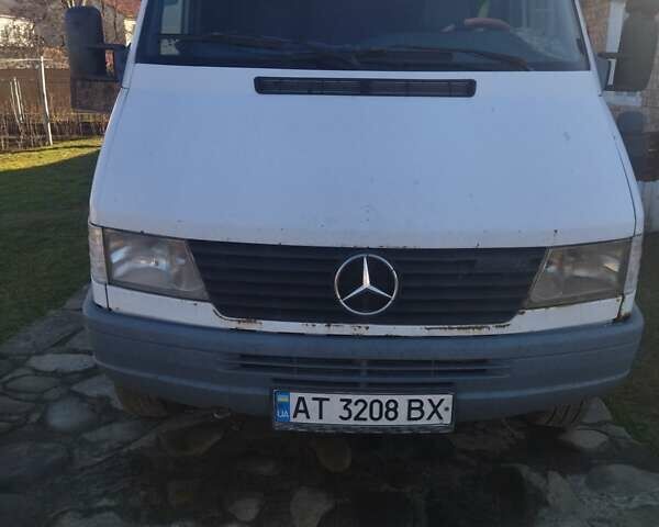 Білий Мерседес Sprinter, об'ємом двигуна 2.9 л та пробігом 440 тис. км за 6200 $, фото 1 на Automoto.ua