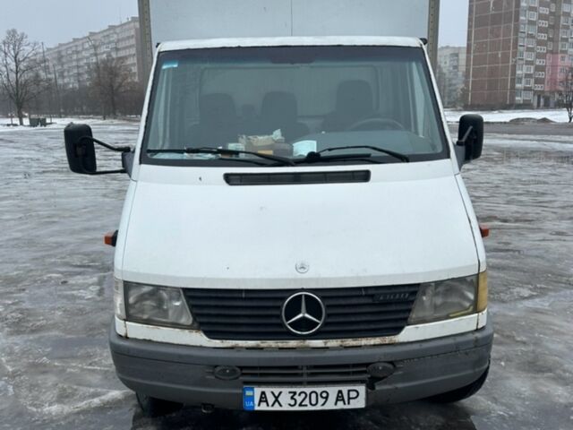 Белый Мерседес Sprinter, объемом двигателя 2.9 л и пробегом 660 тыс. км за 7500 $, фото 1 на Automoto.ua