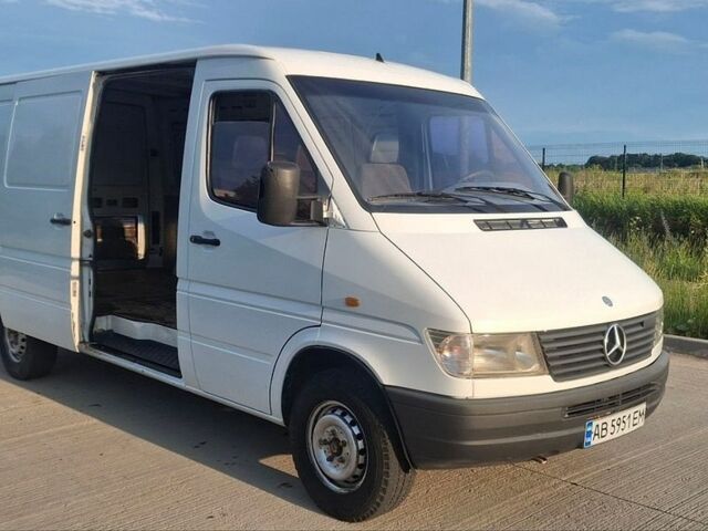 Білий Мерседес Sprinter, об'ємом двигуна 2.3 л та пробігом 380 тис. км за 5800 $, фото 1 на Automoto.ua