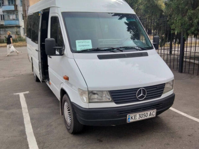 Білий Мерседес Sprinter, об'ємом двигуна 2.87 л та пробігом 700 тис. км за 8500 $, фото 1 на Automoto.ua