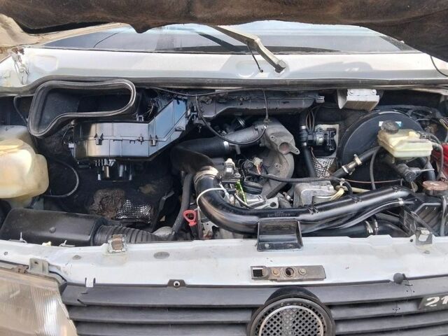 Білий Мерседес Sprinter, об'ємом двигуна 2.87 л та пробігом 300 тис. км за 5800 $, фото 1 на Automoto.ua