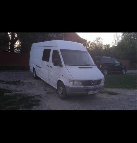Белый Мерседес Sprinter, объемом двигателя 2.9 л и пробегом 3 тыс. км за 40000 $, фото 1 на Automoto.ua