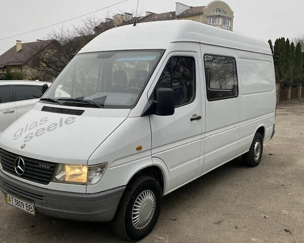 Білий Мерседес Sprinter, об'ємом двигуна 2.87 л та пробігом 343 тис. км за 9200 $, фото 1 на Automoto.ua