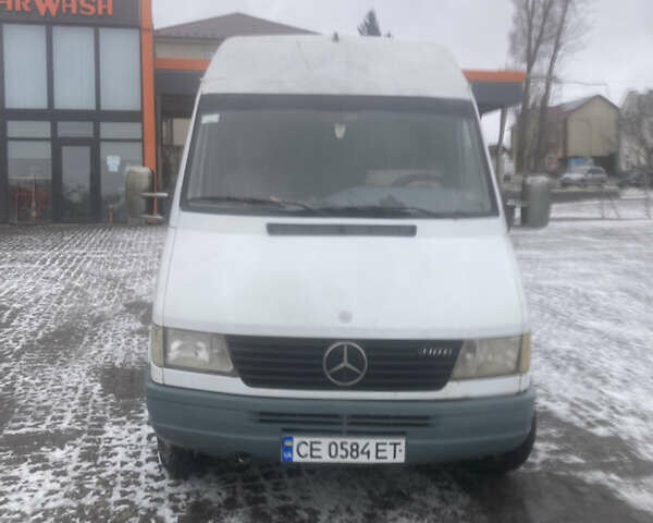 Белый Мерседес Sprinter, объемом двигателя 2.87 л и пробегом 711 тыс. км за 3500 $, фото 1 на Automoto.ua