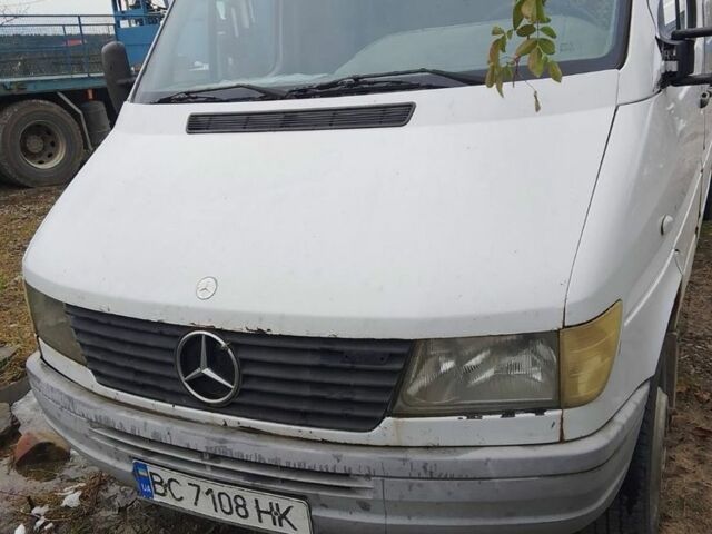 Белый Мерседес Sprinter, объемом двигателя 2.9 л и пробегом 444 тыс. км за 1999 $, фото 1 на Automoto.ua