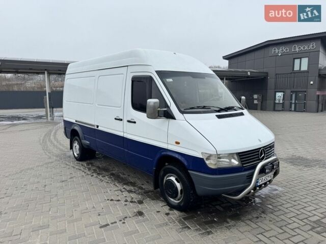 Белый Мерседес Sprinter, объемом двигателя 2.87 л и пробегом 550 тыс. км за 8700 $, фото 1 на Automoto.ua