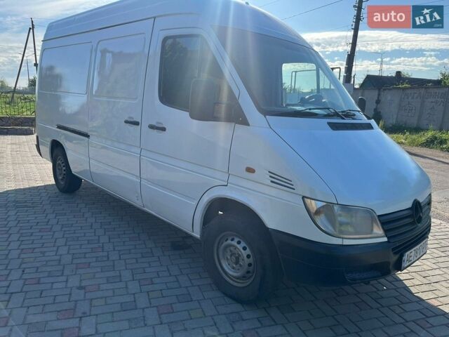 Белый Мерседес Sprinter, объемом двигателя 2.15 л и пробегом 1 тыс. км за 4500 $, фото 1 на Automoto.ua