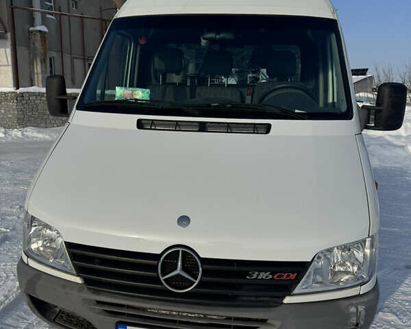 Білий Мерседес Sprinter, об'ємом двигуна 2.7 л та пробігом 488 тис. км за 9999 $, фото 1 на Automoto.ua